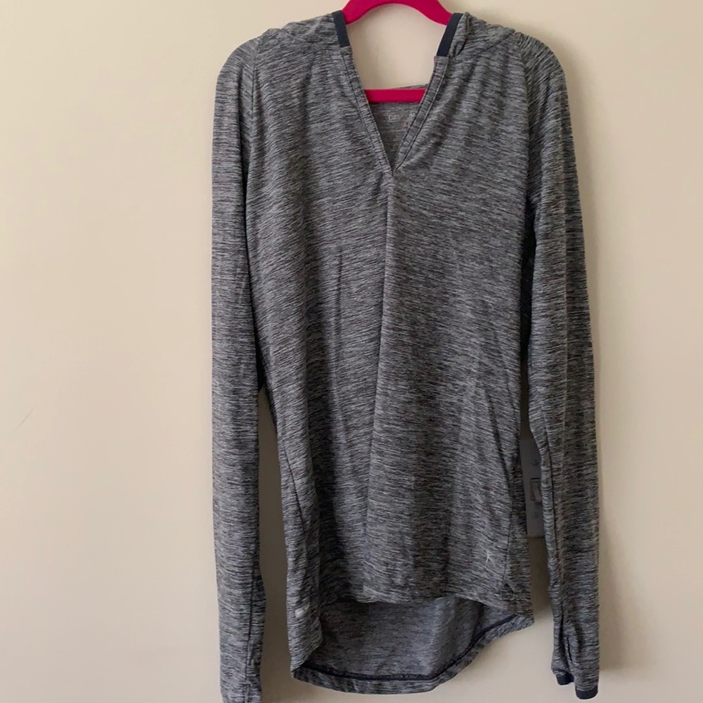Danskin Now Long Sleeve Pull Over Size XS